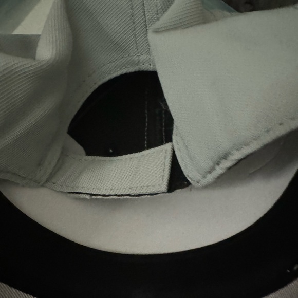 🎉HP🎉 NWT Washington Redskins Commanders NFL Team Apparel Gray Cap Adjustable - Picture 6 of 6